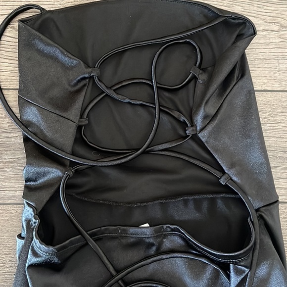 Black satin dress - Picture 5 of 6